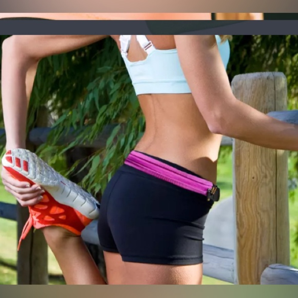Gear Beast Running Belt with Smartphone Pocket Purple